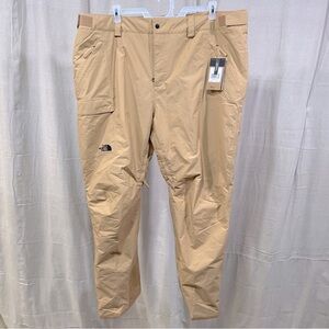 (NWT!) The North Face Freedom Insulated Pant